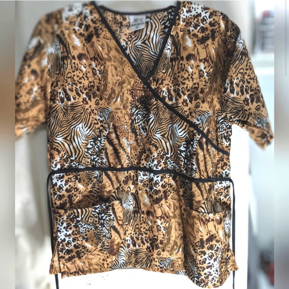 M&E Women's Animal Print Scrub Top